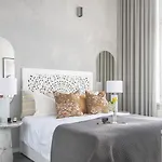 Upea Loftsuite, Jaervinaekymae, Wifi, Sauna & Apartman