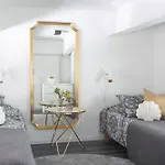 Upea Loftsuite, Jaervinaekymae, Wifi, Sauna & Apartman