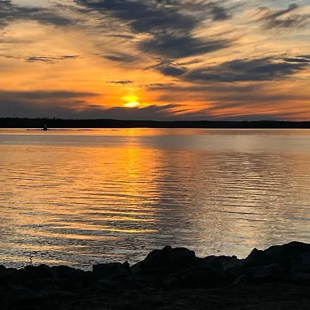 Upea Loftsuite, Jaervinaekymae, Wifi, Sauna & タンペレ