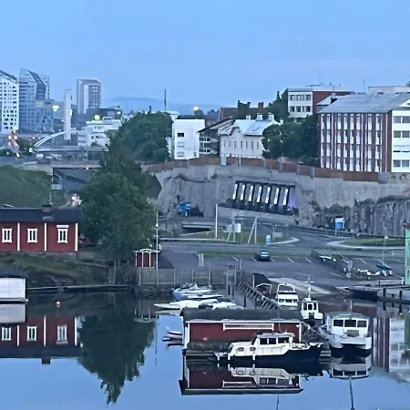 Upea Loftsuite, Jaervinaekymae, Wifi, Sauna &