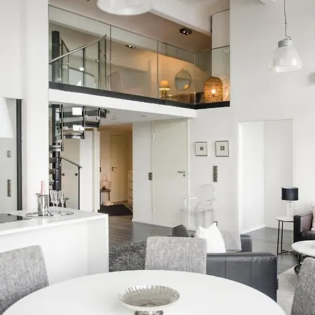 Upea Loftsuite, Jaervinaekymae, Wifi, Sauna & *