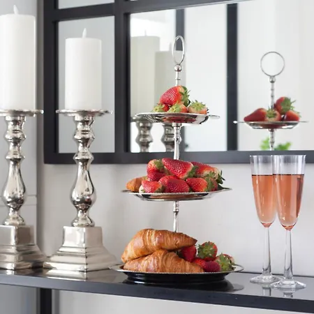 Upea Loftsuite, Jaervinaekymae, Wifi, Sauna & アパート *