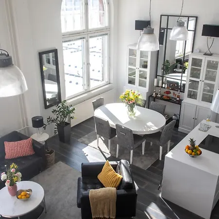 Upea Loftsuite, Jaervinaekymae, Wifi, Sauna & Appartement