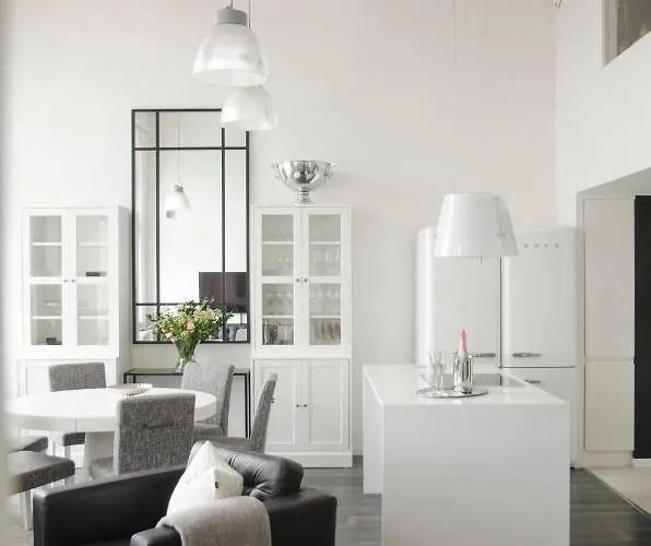 Upea Loftsuite, Jaervinaekymae, Wifi, Sauna & *