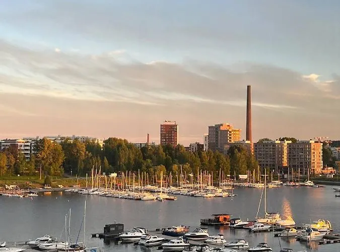 Upea Loftsuite, Jaervinaekymae, Wifi, Sauna & Apartament