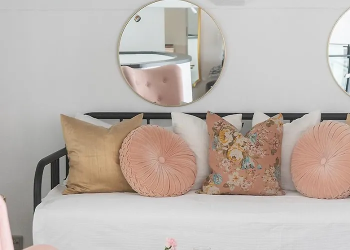 Upea Loftsuite, Jaervinaekymae, Wifi, Sauna & Apartament *